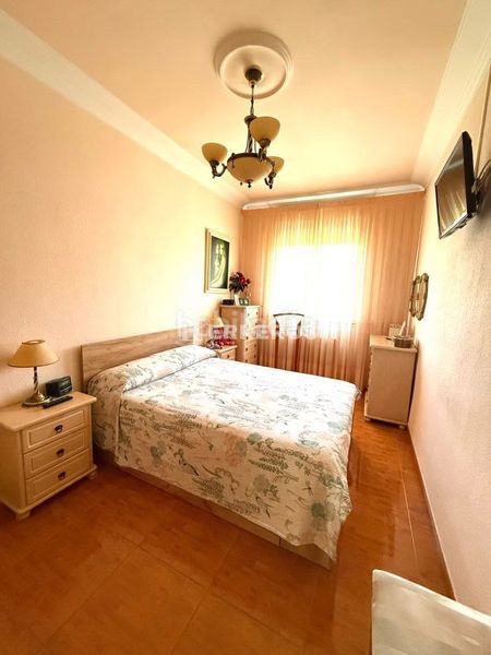 Foto 2aaf3701-ea94-4c18-aa85-66957c9a8424. Flat with heating in Oeste Logroño