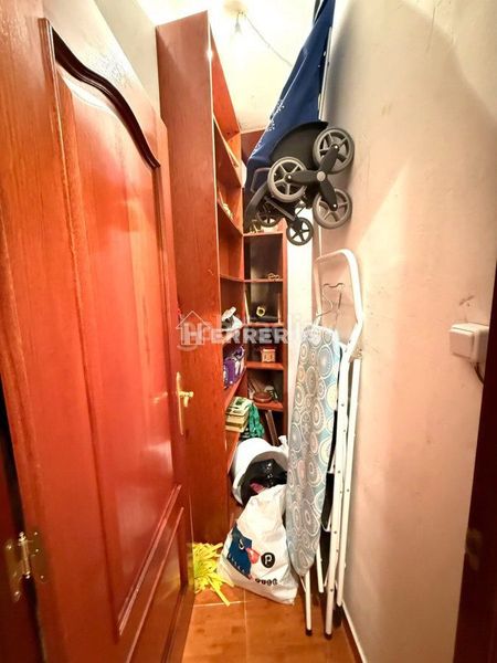 Foto d43a66cd-9127-4f12-a5b3-8b4a4c5522ed. Flat with heating in Oeste Logroño