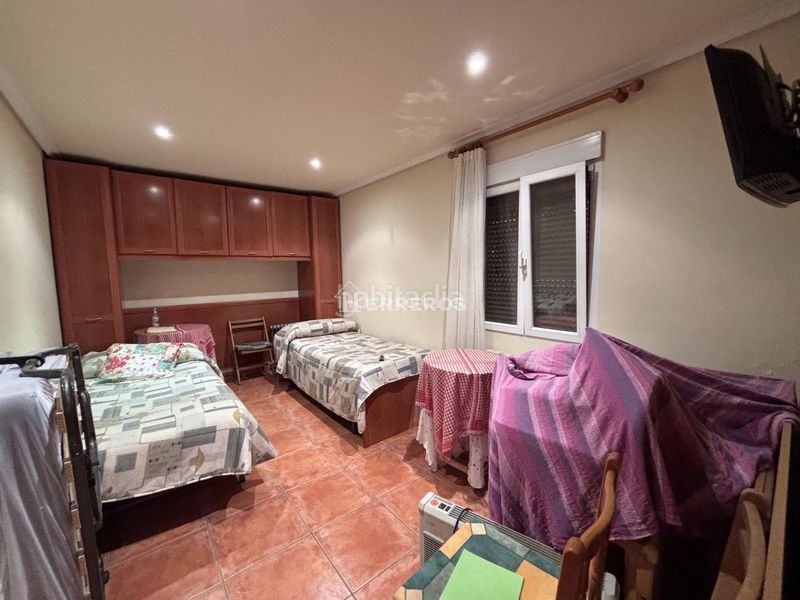 Foto 00daa7b6-9603-4f8b-b2de-d4ede0dd7018. Local comercial a Oyón / Oion