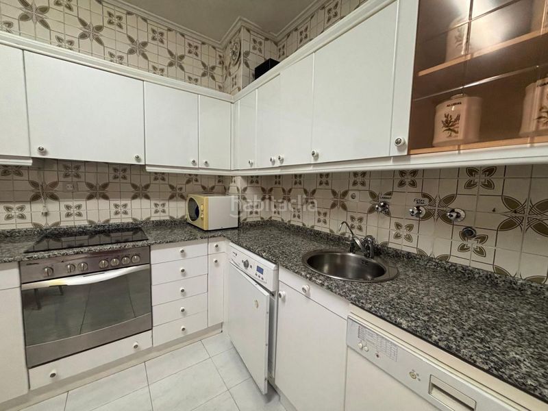 Foto a82888c7-60d3-475e-ae88-84e92b6a5a04. Pis amb calefacció aparcament a Residencia Logroño
