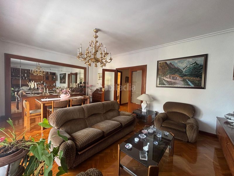 Foto b8ac0a12-d9bc-499e-8dbd-1baab2efd895. Pis amb calefacció aparcament a Residencia Logroño
