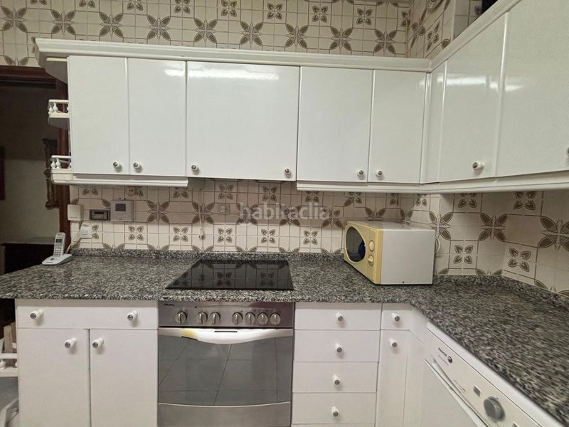 Foto e8fd2c5a-a354-4312-b2ba-3eb3b7dec252. Pis amb calefacció aparcament a Residencia Logroño
