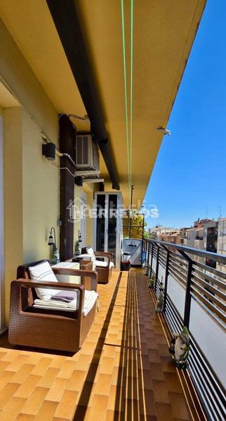 Foto 00a2908e-73da-41a4-893f-2b751ce6905f. Flat with heating in Oeste Logroño