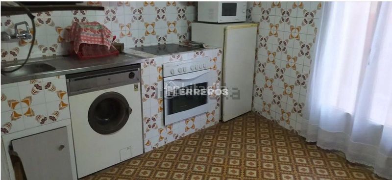 Foto ccd8c89d-04ce-44df-8cab-ed562f5e347e. Casa a Nalda