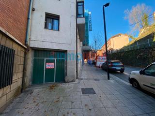 Local Comercial  Esteban lasa