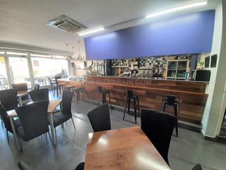 Local Comercial  Oriako pasealekua. Barcafetería en paseo del oria de 100 m2 con terraza soleada. en
