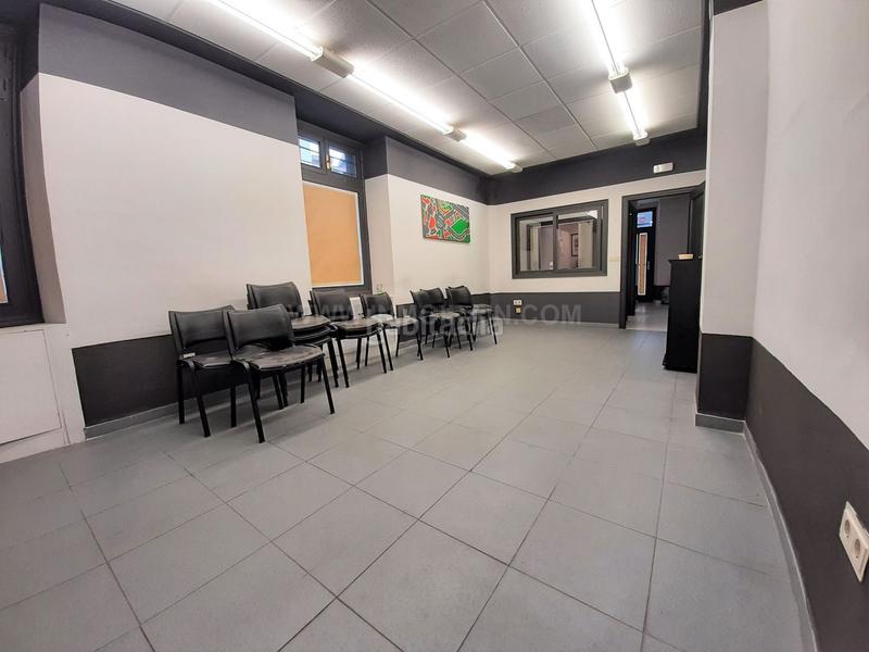 Foto a1eb465c-6ea5-4f40-884c-643a2b03b01b. Lloguer local comercial a Beasain