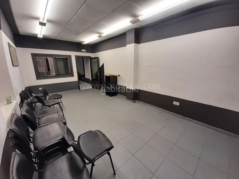 Foto ee7a98d6-2a7c-4d1a-a666-00b07c827fdf. Lloguer local comercial a Beasain