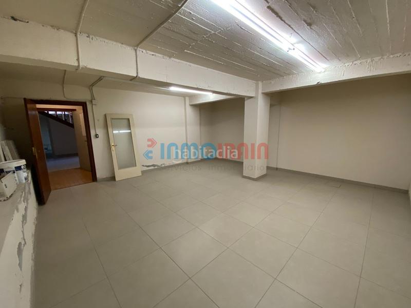 Foto cd140292-5fcb-4059-8257-82de8cd786dd. Lloguer local comercial a Beasain