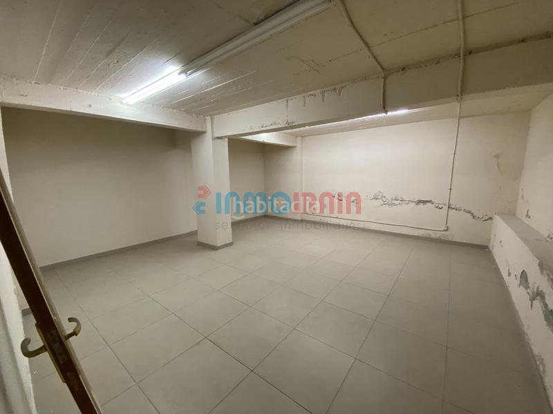 Foto 747977da-1362-4654-bb6d-125fed791ffa. Location local commercial dans Beasain