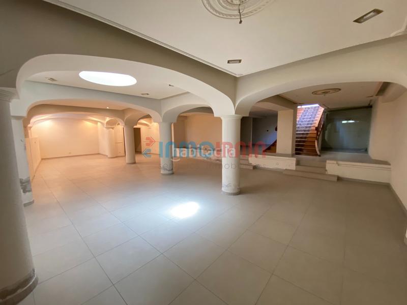 Foto c74914a0-13de-4761-a336-5145f2ccd741. Location local commercial dans Beasain