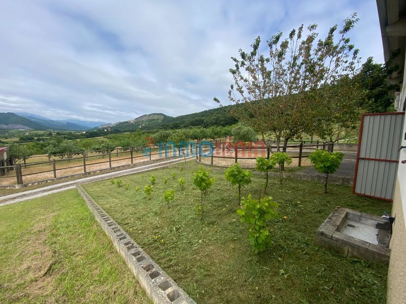 Foto 83da8154-20a6-4aad-9825-1611f8bb53b6. Industrial building in soroen bidea in Altsasu / Alsasua