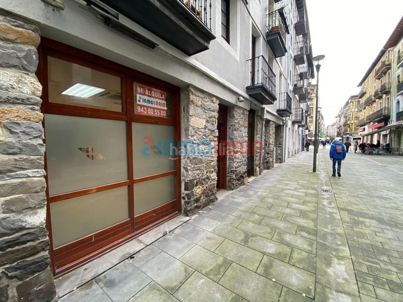 Foto 646f8b86-0145-4a9d-9dbf-68f54a0087da. Location local commercial dans Beasain
