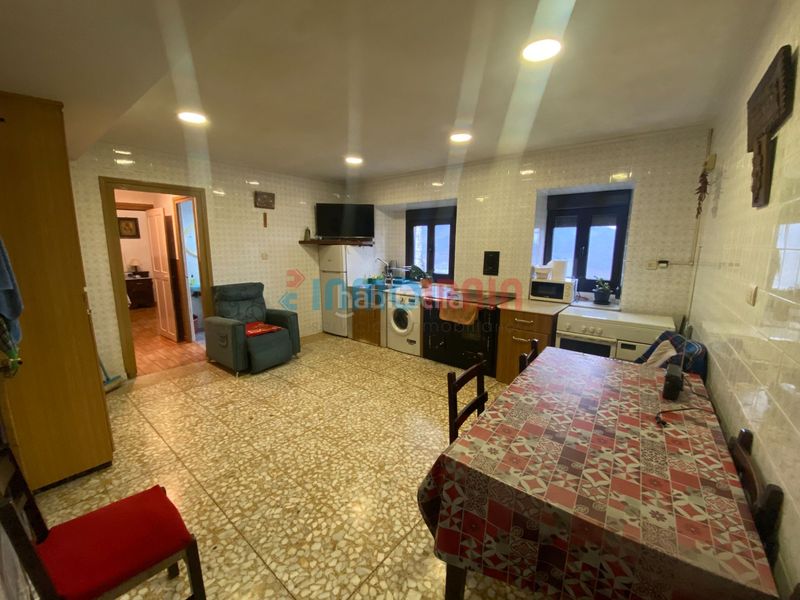 Foto c4fbb94a-eb02-4906-b1e1-50f6a6cc58c8. Casa amb calefacció a Antzuola