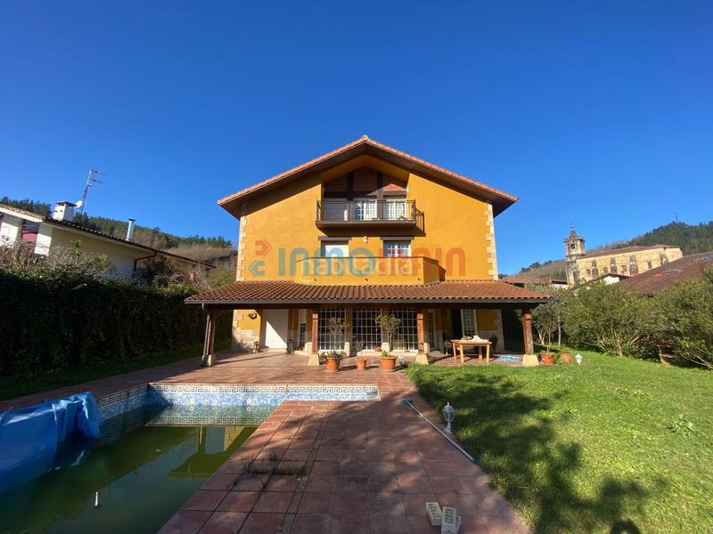 Foto 3a00cf83-ca7d-482a-95ab-9a0c9c6d8bc9. Casa amb calefacció piscina a Mutiloa