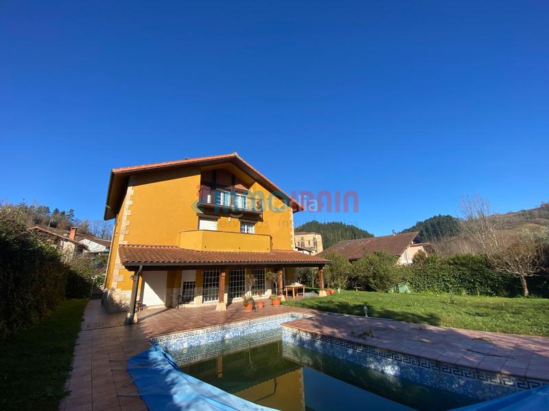 Foto 5075860c-18a1-404b-a345-3506b59a57ec. Casa amb calefacció piscina a Mutiloa