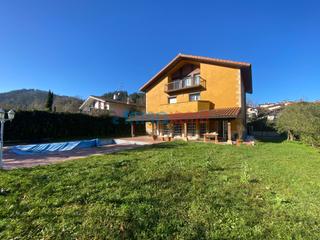 Casa  Gerriko auzoa. Exclusiva villa independiente con ascensor en mutiloa, gipuzkoa
