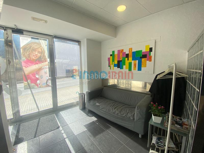Foto 3aa53208-7333-433d-b3fb-15ca229df772. Lloguer local comercial a Beasain