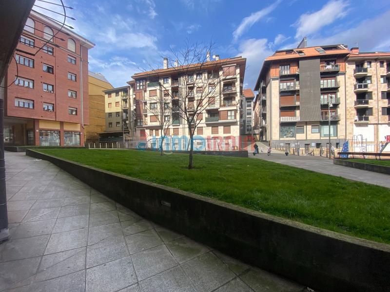 Foto 724fa3c8-03b7-4247-8dc8-aafbc0034e84. Lloguer local comercial a Beasain