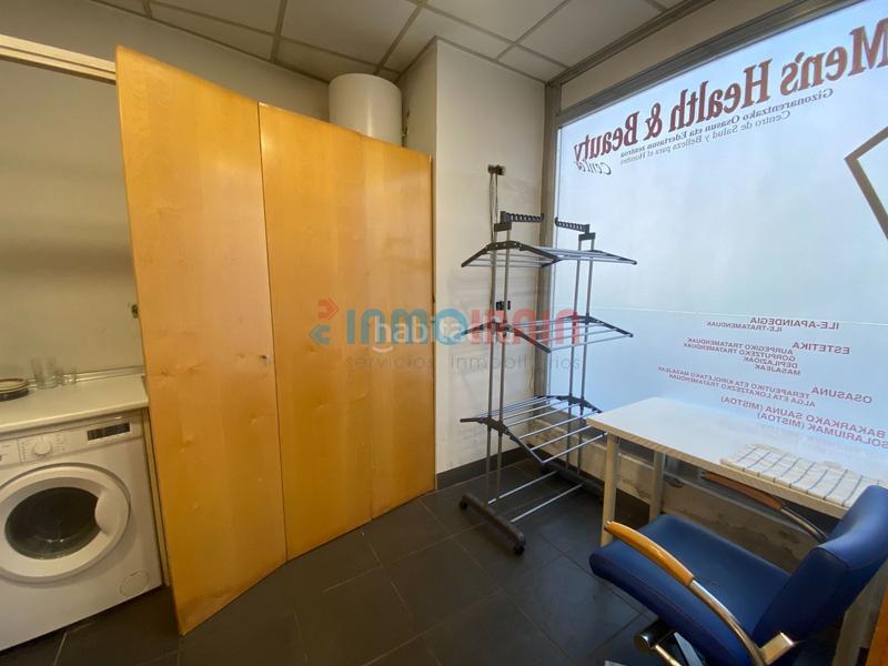 Foto 8c59b56e-bd05-4240-9294-2a6e98160101. Lloguer local comercial a Beasain