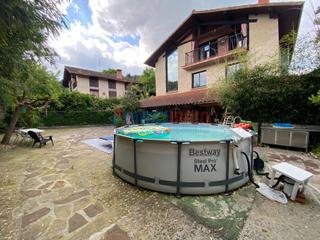 Casa  Gerriko auzoa. Gran villa en mutiloa