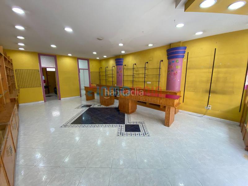 Foto 4204954b-5a68-4746-9ba7-1718058d37f8. Lloguer local comercial a Beasain
