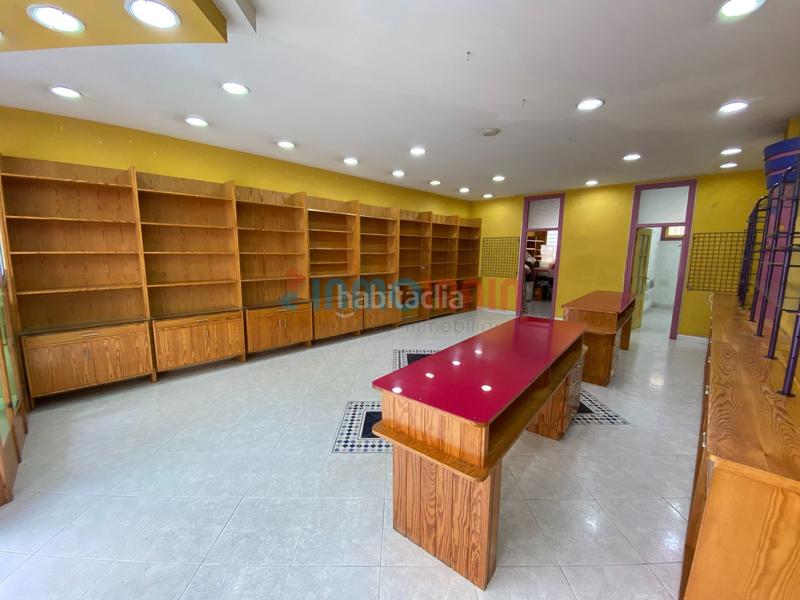 Foto 8a2d1d3c-1662-4fe9-bd6a-712daa51b82b. Lloguer local comercial a Beasain