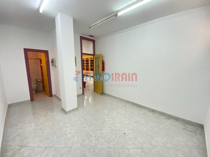 Foto cfbdc072-12cb-497b-a508-b0cfcf88a585. Lloguer local comercial a Beasain