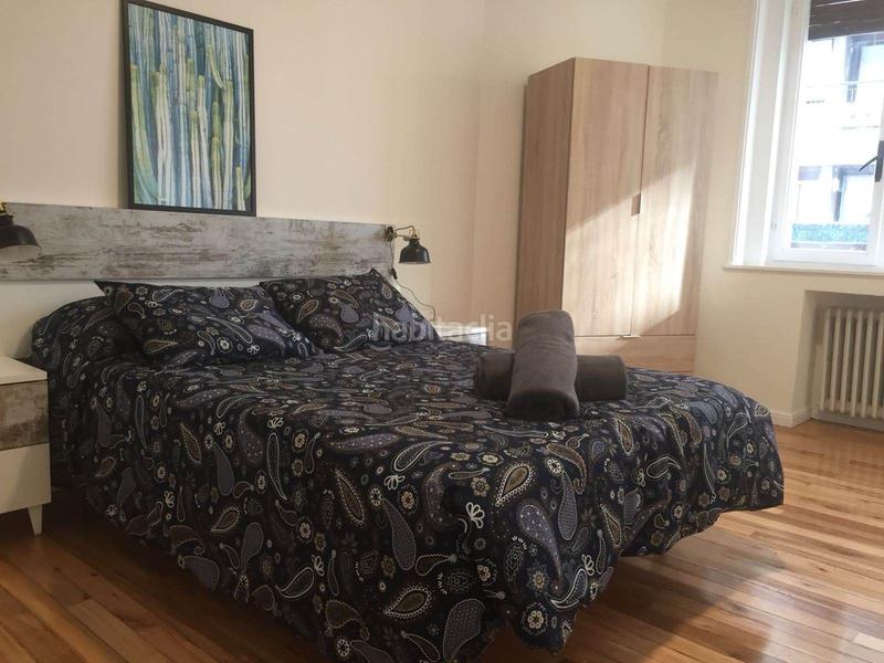 Foto 79b9e935-3c3e-4504-95e1-90d93894ea7d. Rent flat with heating in Antiguo Donostia - San Sebastián