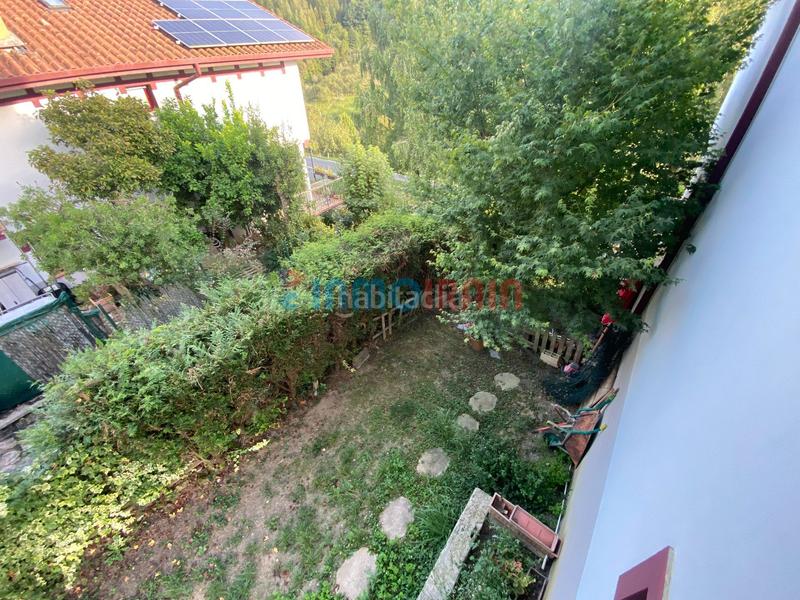 Foto c5018bb7-c05a-4967-8c26-c6798e053773. Casa adossada amb calefacció a Altzaga
