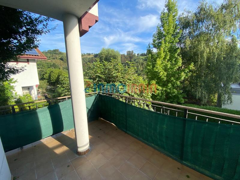 Foto f8e49fb8-c359-4b08-885c-db492ca8d258. Casa adossada amb calefacció a Altzaga