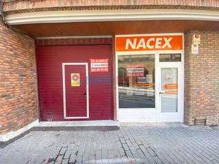 Local commercial  San inazio kalea. Se alquila  vende. local comercial en beasain  antiguo nacex