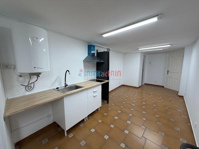 Foto 59099f9a-d18b-4199-85b4-33d7d4dad258. Local commercial dans Zegama