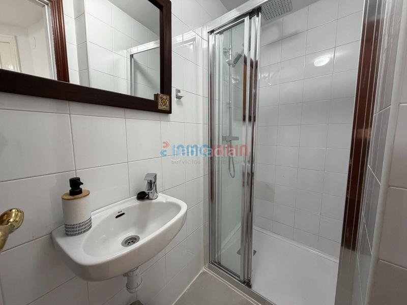 Foto f60f333e-07a3-4099-bb37-45068787acdb. Local commercial dans Zegama