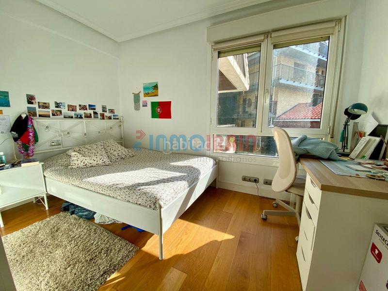 Foto 1f2728fe-b122-459a-a378-71551045e56c. Appartamento con riscaldamento in Ategorrieta-Ulía Donostia - San Sebastián