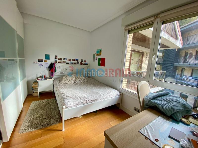 Foto 94e87794-7e42-40f6-940c-fa1dec8145cd. Appartamento con riscaldamento in Ategorrieta-Ulía Donostia - San Sebastián