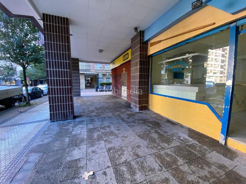 Foto af10e570-6cb9-49c2-b1ba-79ec897883ab. Location local commercial dans Amara Donostia - San Sebastián