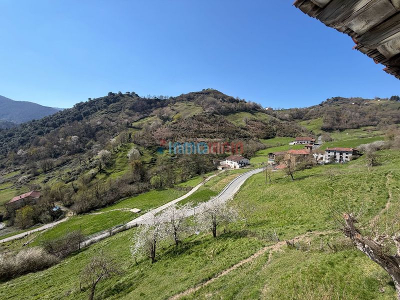 Foto 026c106d-cf08-496b-ae15-55a862eac0d4. Casa amb calefacció a Ataun