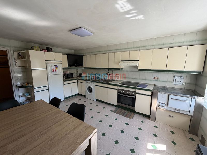Foto 2a882fbb-7349-472c-a10d-5d5837e6d091. Casa amb calefacció a Ataun