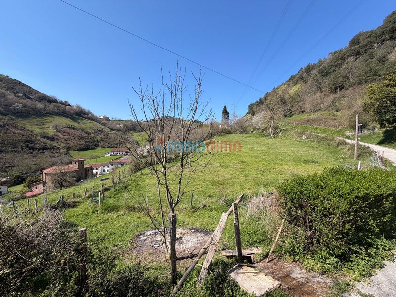 Foto b0da5b68-9086-4d64-aac7-319dc785b5e8. Casa amb calefacció a Ataun