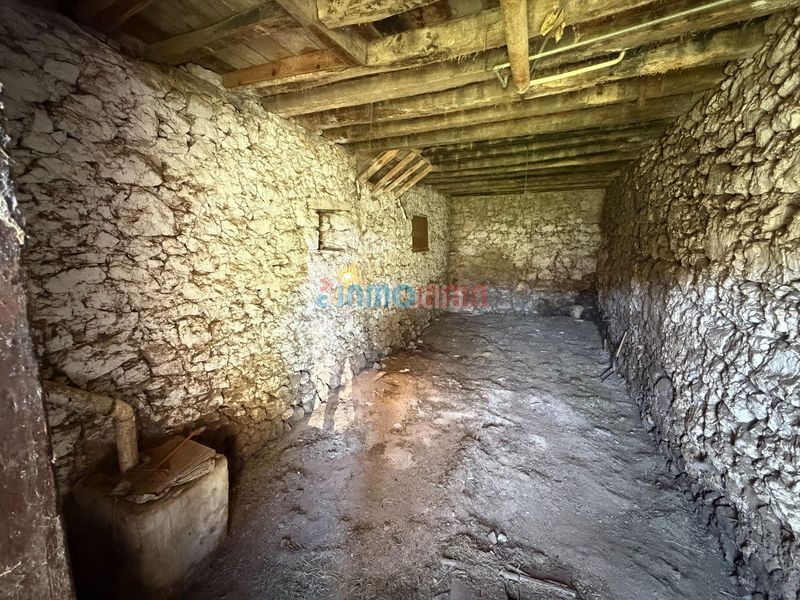 Foto fe9b33dd-0a0c-4fa5-b801-2dd658b63c99. Casa amb calefacció a Ataun