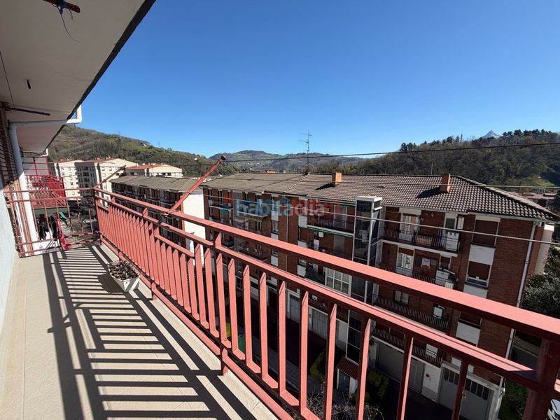 Foto 3b2fe83f-7b00-4215-890c-95ea65ac9291. Pis a Beasain