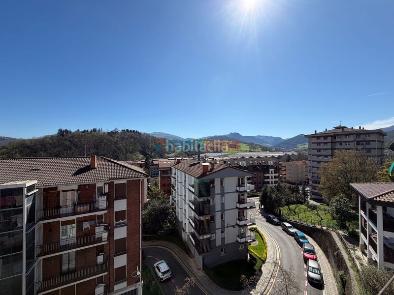 Foto f07c06c5-f3f2-4959-877f-1409cffbd2dd. Pis a Beasain