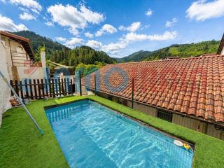 House  San gregorio auzoa. Casa de 429 m con garaje, terraza y piscina privada en san grego