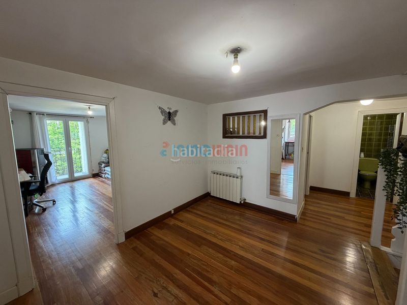 Foto 7dade59e-46a0-4328-ad2f-d6e204c65953. Casa amb calefacció piscina a Ataun