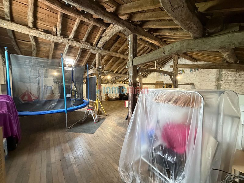 Foto 8faf9573-75fb-4818-b967-8d4d05a91c0e. Casa amb calefacció piscina a Ataun