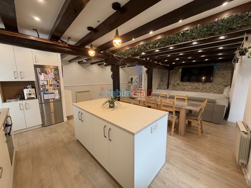 Foto ab430f64-ec74-4f30-b216-54cfe4d8e2d5. Casa amb calefacció piscina a Ataun