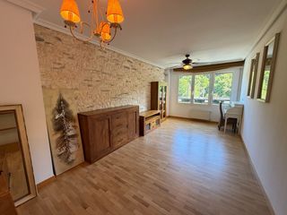 Etagenwohnung  Trenbide kalea. Exclusiva inmoirain  vivienda con garaje amplio y trastero en el