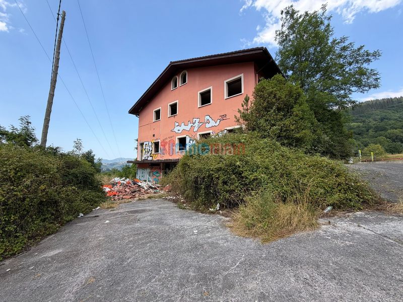 Foto 14410d50-5bad-4102-ac08-280f8c8dd95a. Casa a Idiazabal
