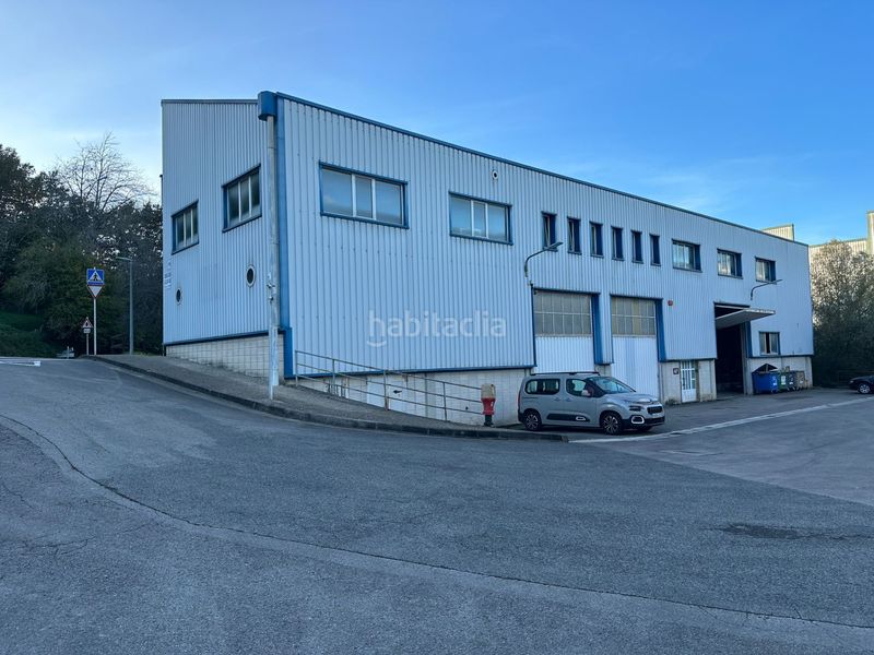Foto 5431c7ba-89b8-4875-86f5-ee3bcb7850b0. Bâtiment à usage industriel dans Asteasu